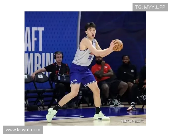 杨瀚森灵巧击地助攻 西索科空切接球上演精彩双手暴扣 杨瀚森灵巧击地助攻 西索科空切接球上演精彩双手暴扣